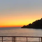 Mimosa Splendida Vista Mare Гостевой дом