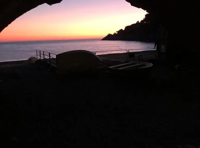 게스트하우스 Mimosa Splendida Vista Mare 3*