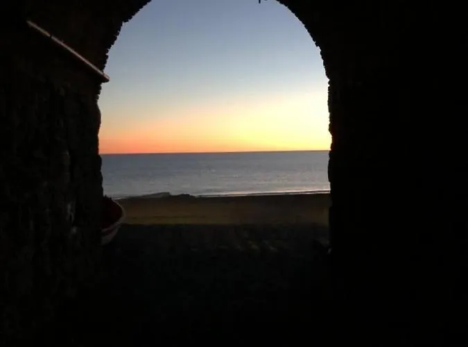 Mimosa Splendida Vista Mare 게스트하우스 3*