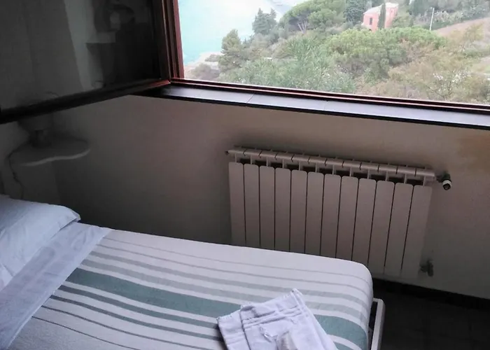 Mimosa Splendida Vista Mare 3* 보나솔라